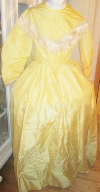 xxM1025M original 1860-65 gown